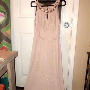 This beautiful En Focus petite prom dress .